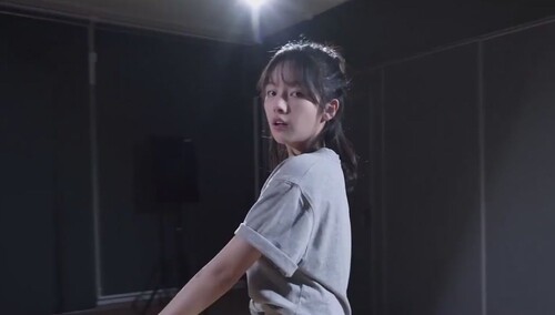 是真正的爱丽！青春有你2 朱林雨cover《前夜》