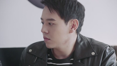 WOW！秦奋清商表白kiss