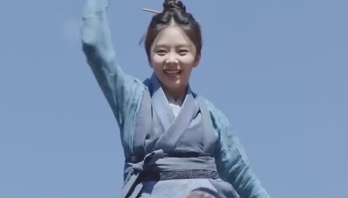 谭松韵高颜值混剪来袭！女生也抵挡不了的可爱