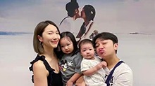 甜蜜幸福！王祖蓝晒女儿冰墩墩开箱视频