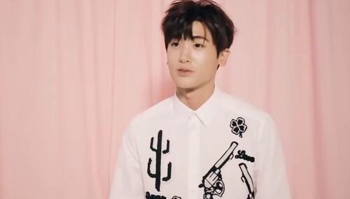 朴炯植朴宝英大力情侣首度合体 CP感爆棚