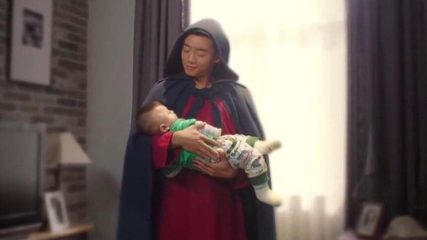 《有种你爱我》片段：郑恺抱儿子父爱满满 江一燕感动流泪