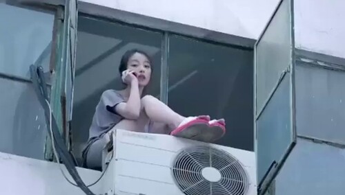 《我想和你好好的》片段：倪妮玩跳楼自杀 冯绍峰百依百顺