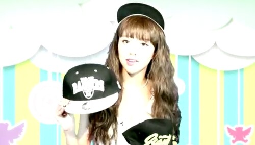 时尚帮帮帮02：黄一琳推荐必备单品棒球帽