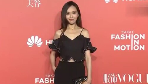唐嫣《Vogue》十一周年红毯+采访高清cut：糖糖女神来啦