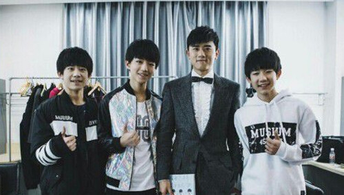 《我是锅手》特辑：偶像的力量！TFBOYS张信哲张杰引全场大合唱