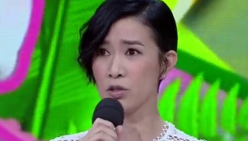 佘诗曼自曝追求者太多无奈剪短发 为上《天天》特意分手？