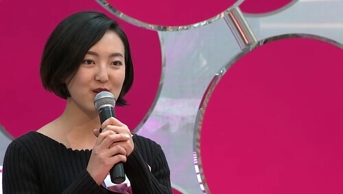 成熟女性的致命诱惑 钟老师受诱惑直呼我很喜欢你！