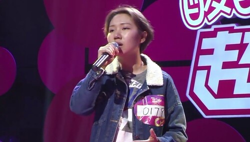 黑楠现场指导选手唱歌 高音Hold不住难晋级