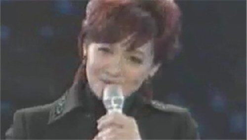蔡淳佳青海跨年《依恋》