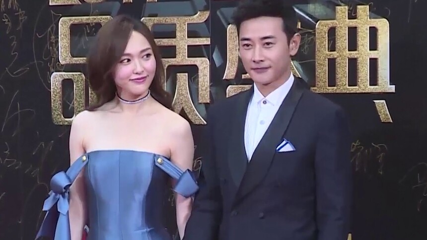 【饭爱豆】唐嫣罗晋牵手走红毯  罗晋 我们没有撒狗粮