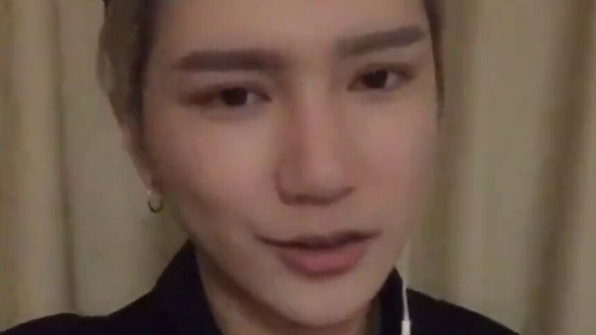 2017快乐男声报名选手金玄雨：花美男眼神会撩人