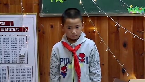 害怕没机会加入合唱团 邹琳急哭了