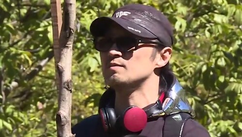 打核桃PK 娇娇组机智“偷袭”汪峰队