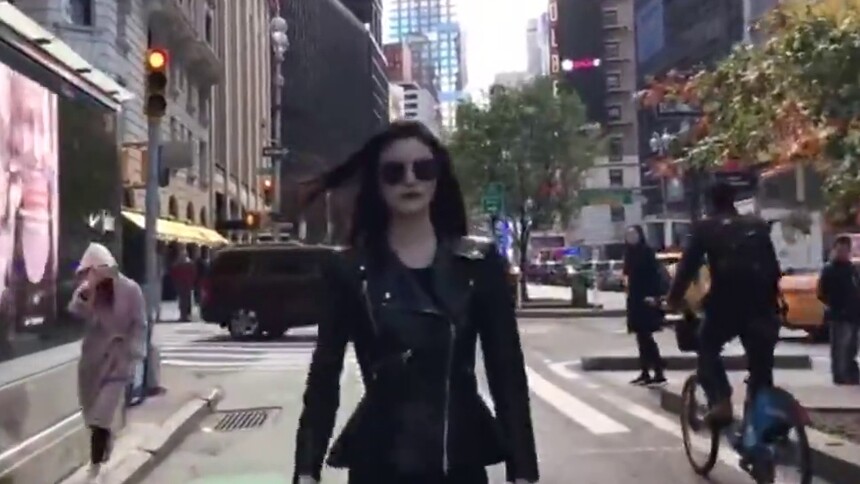 何穗维密试装街拍来啦！又美又酷的仙姑