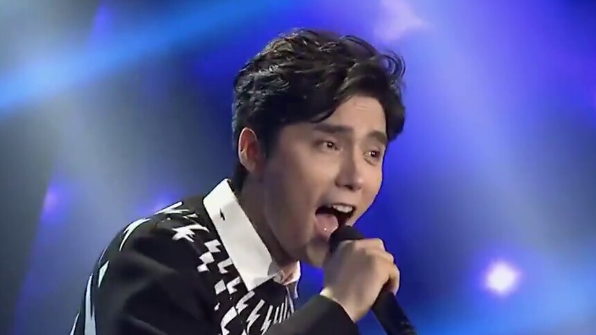 阿云嘎《酒醉的探戈》