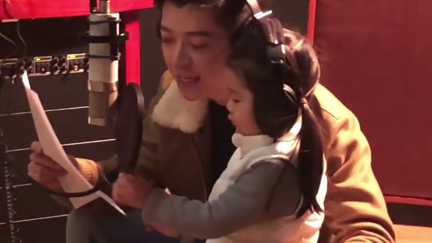 《小马宝莉大电影》主题曲MV 王栎鑫携爱女互动超有爱