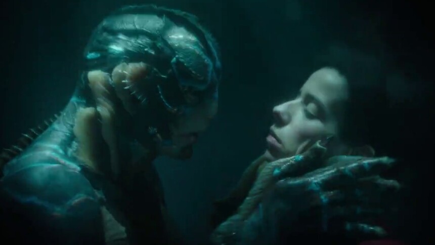 《水形物语》片段：莎莉·霍金斯与道格·琼斯同沉海底