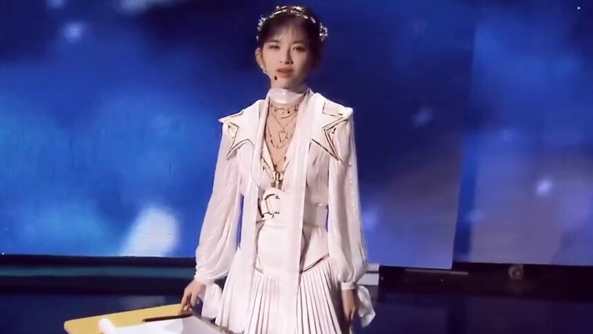 爱豆生日霸屏争夺战：对林思意的爱永远都在心底