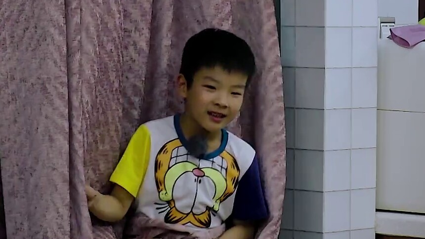 超人妈妈带娃记日记：黄圣依故意卖关子 安迪急得想咬人