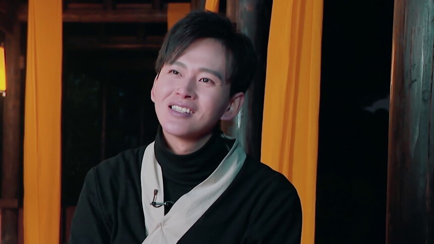 黄宥明cut：黄宥明面对神秘箱子吓到失语，胆小成这样也是没谁了