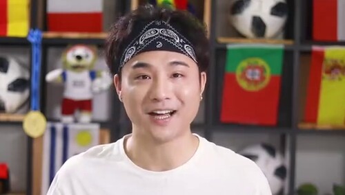 曹然然邀你来《火星世界杯》打鸡血看世界杯！