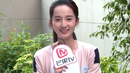 《光年2》独家采访：许晓诺朋友圈现状揭秘 爆料王以纶曾“举报”抖音狂人李俊锋