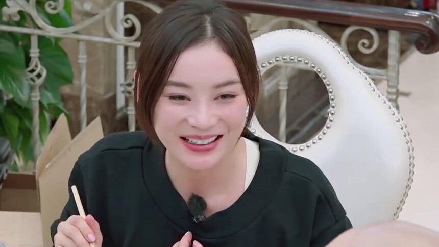 《闺女催婚团》：袁姗姗为啥还单身？ 包贝尔潘斌龙尬聊透露真相！