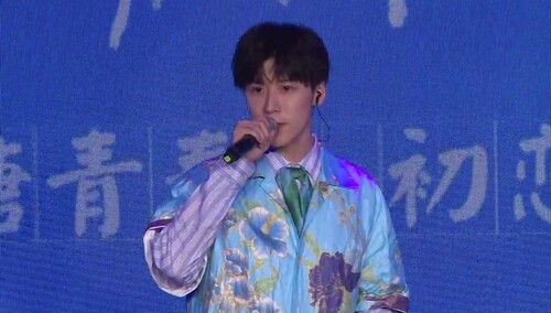 《初恋那件小事》发布会：王博文演唱片尾曲《你能感受到我的心吗》