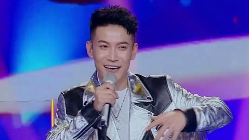 王博创意演绎《阳光彩虹小白马》，大张伟已经顶不住啦！