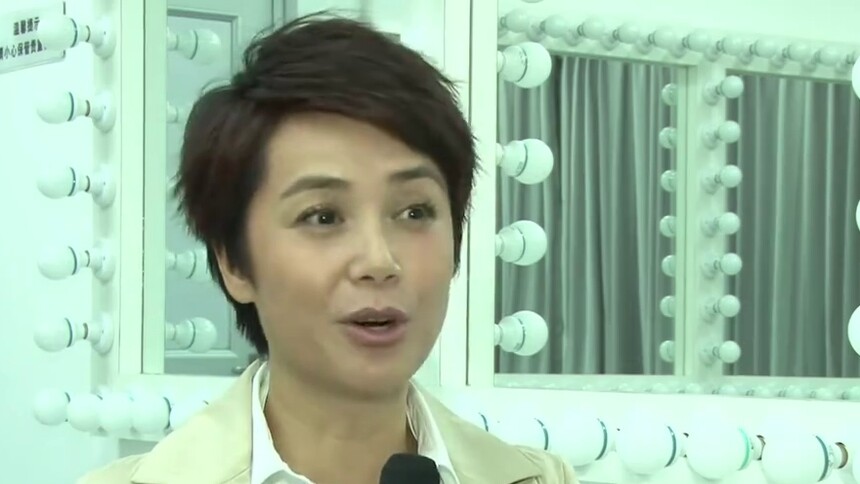 她被郑晓龙称为“有烟火气的女演员”蒋雯丽：当时《金婚》拍摄时我是不想演的！