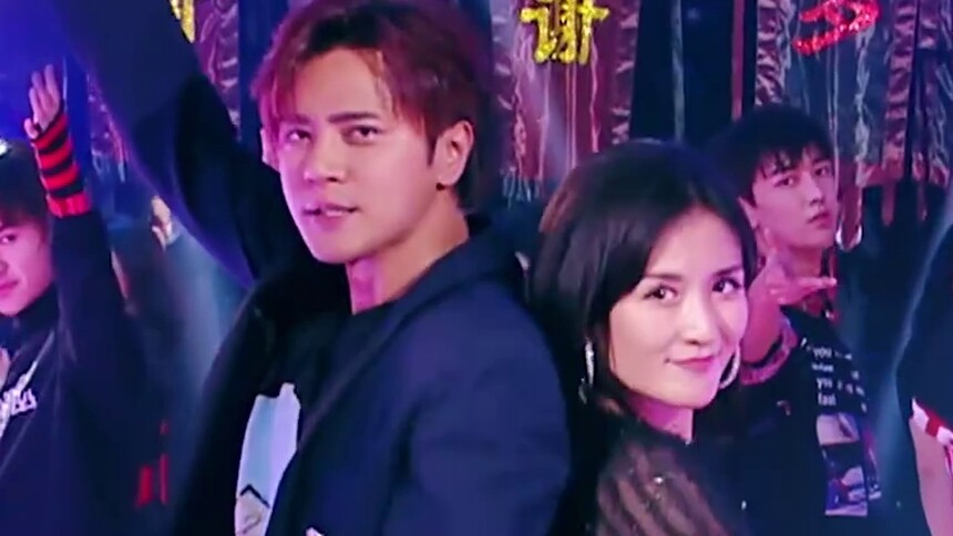 《嗨！TA来了》：谢娜罗志祥默契合作《精武门》，听说看这条视频的人被小猪翻牌的几率很高哦！