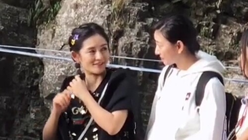妻子3路透社：果然是最美妻子团3.0，谢娜唐一菲的旅游LOOK我爱了