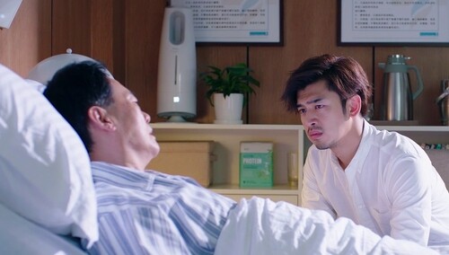 疯狂落泪，周尔文陈舟父子相认