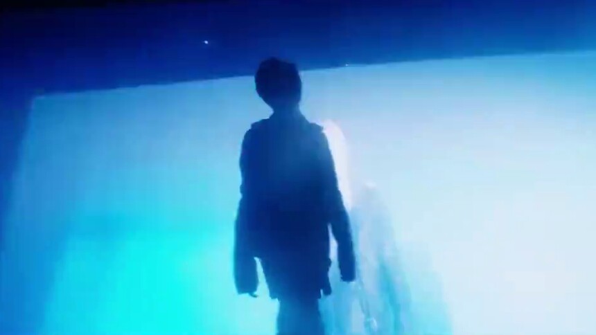 蔡徐坤新歌《重生》概念片