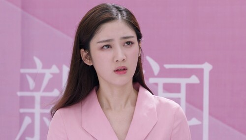 《身为一个胖子》第14集看点：伊娃因阮东升被万人唾弃