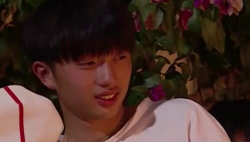 你的心愿必须安排上，小叔为王烨飞准备新年惊喜