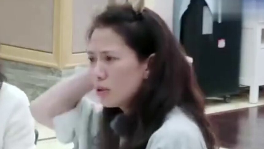 袁咏仪爆料发嫂曾劝过自己小心一点张智霖，原因竟是因为张智霖太帅了