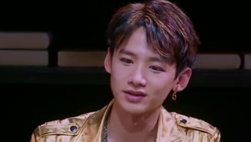 “白rap”白敬亭欲像宋仲基火遍全球 曾错失神剧《月亮的后裔》