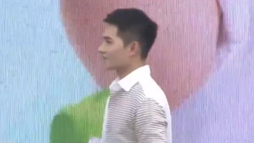 男粉强势表白杨洋，杨洋暖心感谢粉丝陪伴