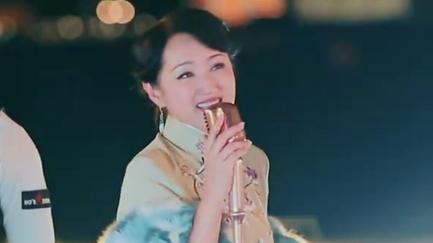 杨钰莹献唱“百乐门” 谢娜朱茵贴身热舞