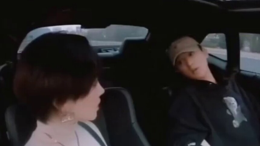 陈小纭歌单惹怒于小彤，于小彤路边停车气氛紧张