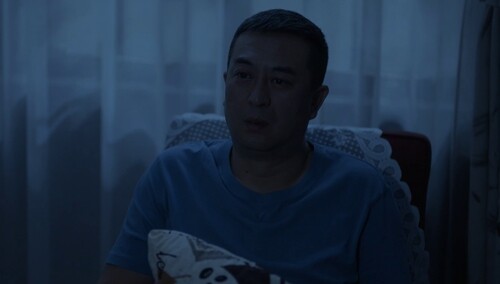 大为哥 “坐立式”入眠法 吓得胜男一激灵
