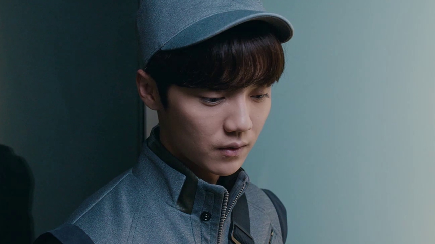 青涩士兵鹿晗暗恋高冷司令官舒淇