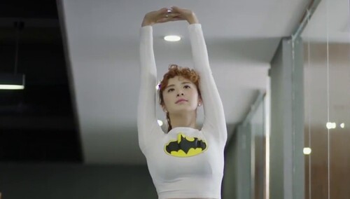 刘翔附身懂小姐办公室玩冲刺