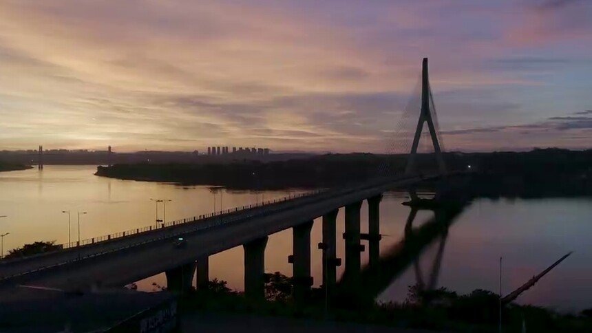 新中国成立70周年·飞阅湘江的桥|株洲建宁大桥：名字藏在栏杆上【航拍：言杰 黄静 石彦科 刘亚欢 过斌 徐奕 郑安戈】