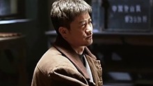 《攀登者》发布吴京版人物预告！极寒环境吴京戴夹板拍戏