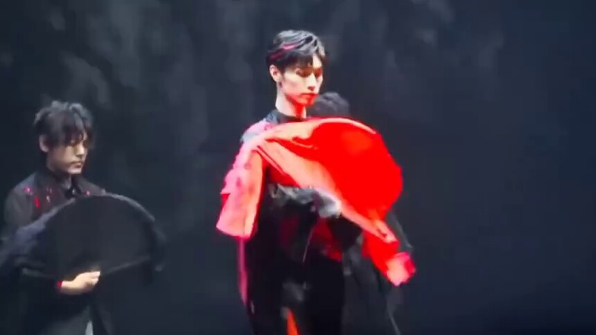 宋继扬《陈情令》泰国见面会舞蹈solo，道长太撩人了怎么办！