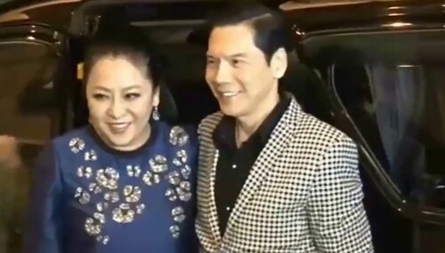 向佐郭碧婷婚礼中，向华强对向太的那一牵手，有爱的人才真正明白