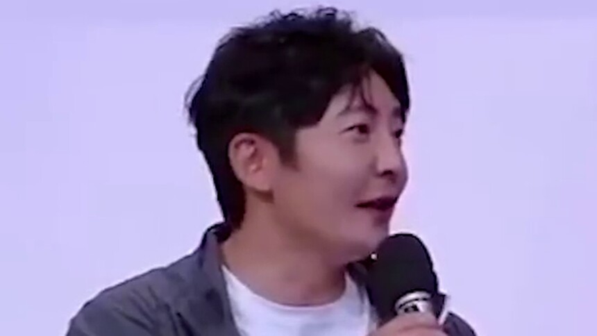 郭京飞自称是TF老boys里的王源，本尊的回应很扎心